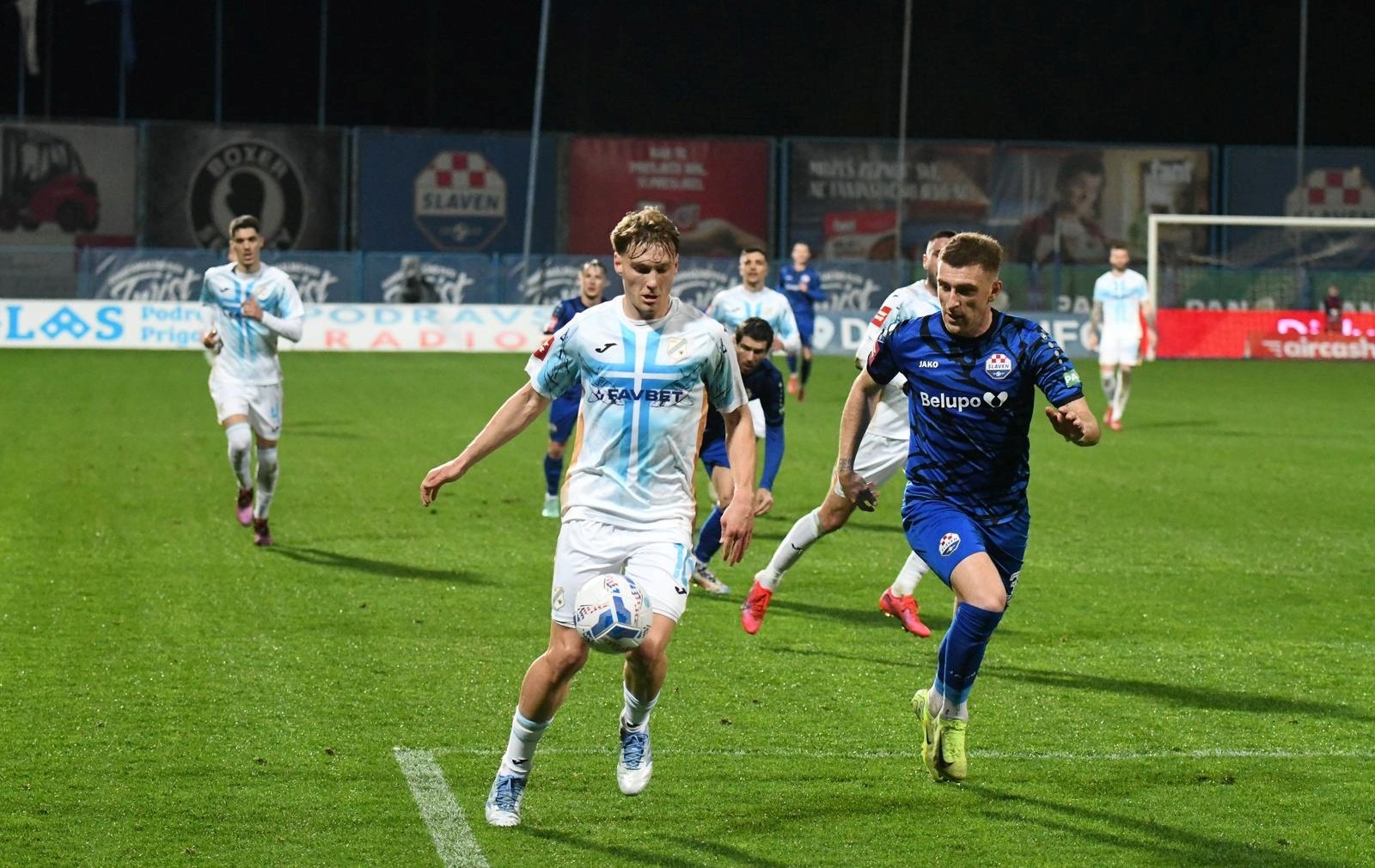 Nhận định soi kèo Rijeka vs Slaven Koprivnica lúc 00h00 ngày 30/5/2025 nhan-dinh-soi-keo-rijeka-vs-slaven-koprivnica-luc-00h00-ngay-30-5-2025-1