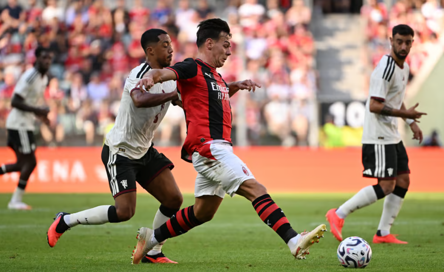 Manchester United vs AC Milan (21:45 – 15/08) | Xem lại trận đấu